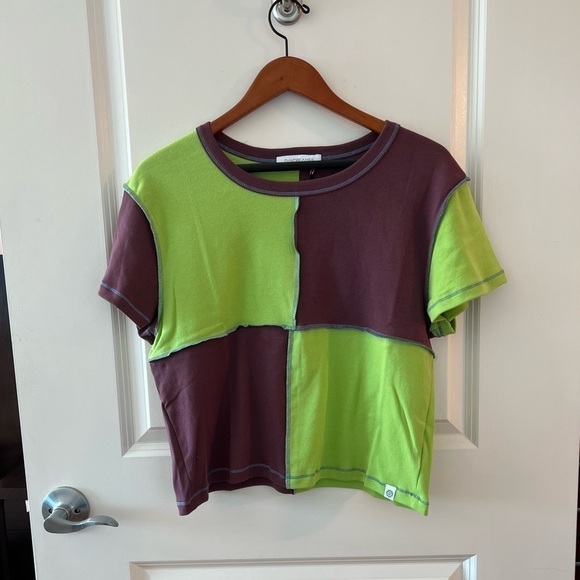 Daydreamer Size XL Patch Shrunken Tee Cropped T- Shirt NWT - Picture 1 of 13